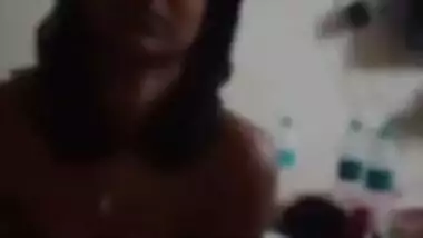 Desi wife caught use head phone listing conversation