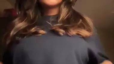 36c boobs size showing topless viral Indian girlfriend