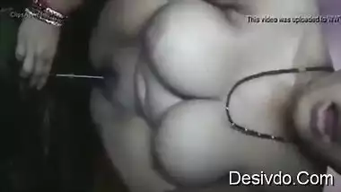 Desi bhabi inserting torch light